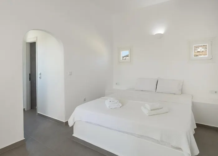 Apartment Andriana's 2 - Cycladic With Garden , Paros Drios