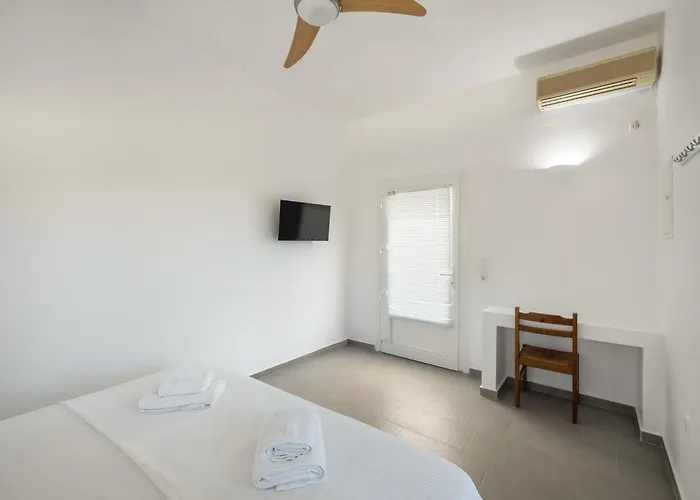 Apartment Andriana's 2 - Cycladic With Garden , Paros *