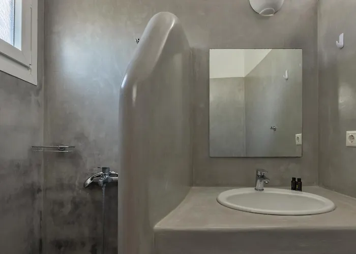 Andriana's 2 - Cycladic With Garden , Paros *